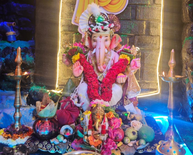 द्वारली गावातील विठ्ठल बडे यांच्या घरी गणपती बाप्पाचे भक्तिभावाने विसर्जन!