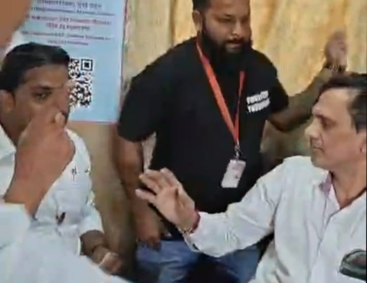 कल्याण रेल्वे स्थानकातील उपस्टेशन प्रबंधकावर अश्लील वर्तनाचा आरोप; मनसैनिकांकडून मारहाण